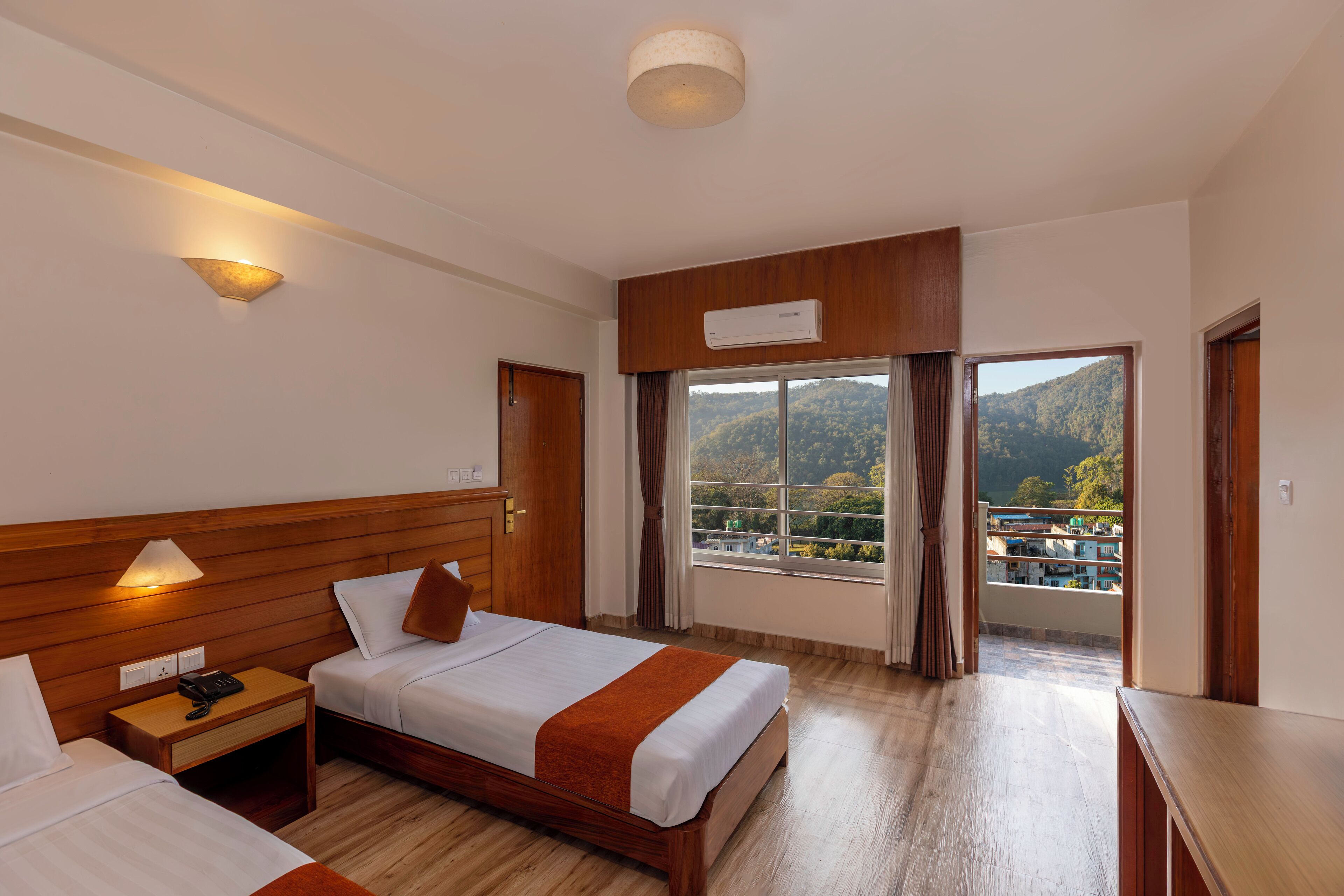 premium bedding, in-room safe, individually furnished, desk