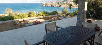 Villa Thea-Sea Blossom