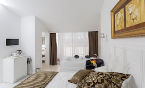 Junior Suite | City view