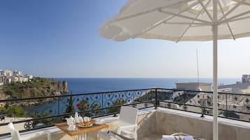 Suite, Sea View (King ) | Terrace/patio