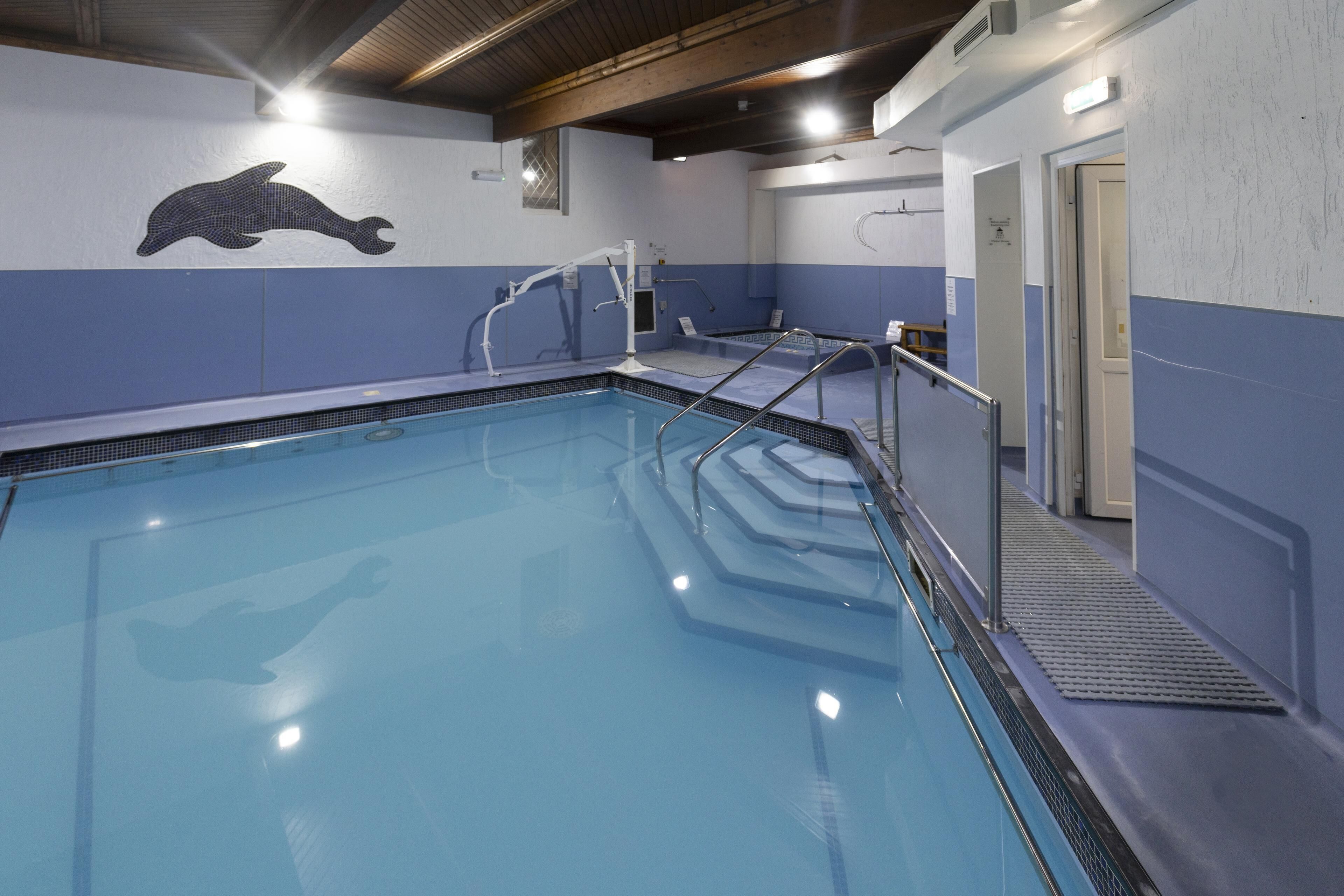 Una piscina techada