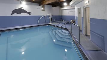 Una piscina techada