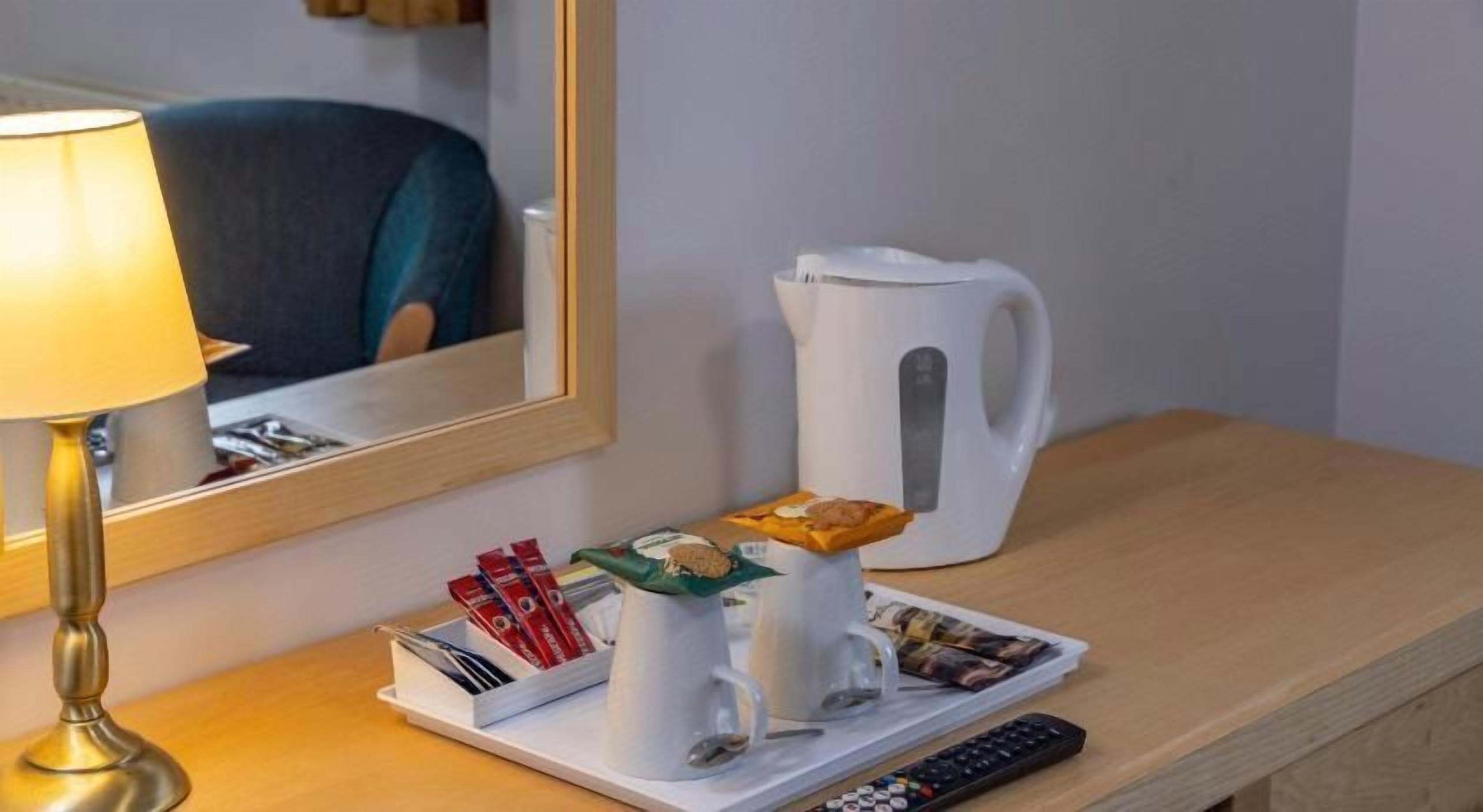 Kaffee und/oder Kaffeemaschine