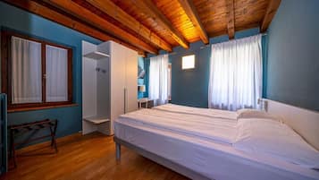 In-room safe, desk, cribs/infant beds, free WiFi