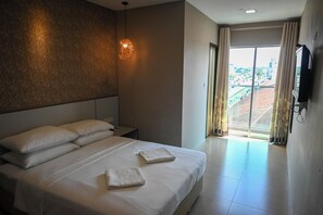 書桌、熨斗/熨衫板、免費 Wi-Fi