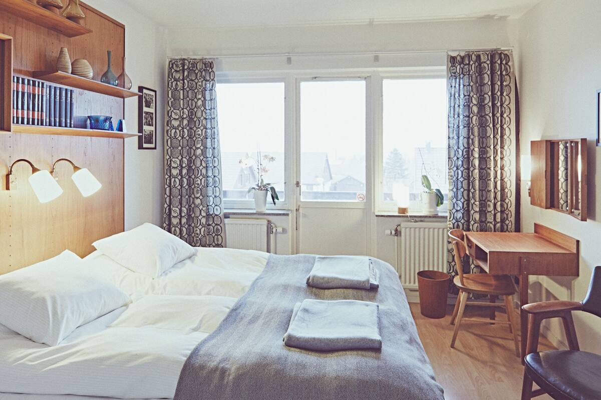 double room - medium - superior - with balcony | 1 bedroom, free wifi, bed sheets