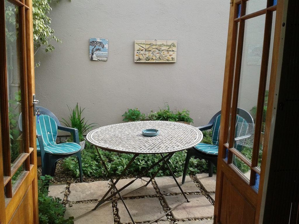 Courtyard Cottage | Terrace/patio