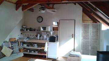 Swiss Cottage | Living area | Flat-screen TV