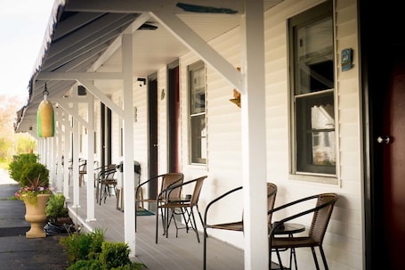 Exterior. Sea Turn Motel