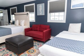 Standard Room, 1 Queen, 1 Single, and 1 Sofa Bed, Ocean View (No Pets Allowed) | Ferros/tábuas de passar roupa, Wi-Fi de cortesia, roupa de cama