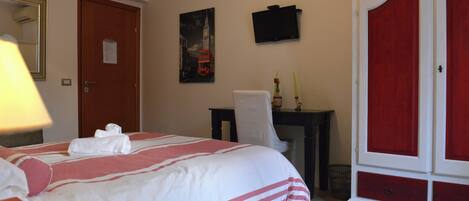 Standard Double Room | Premium bedding, desk, cribs/infant beds, free WiFi