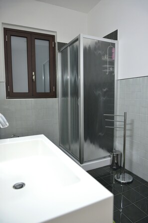 Standard Double Room | Premium bedding, desk, cribs/infant beds, free WiFi - Residenza del Turista B&B (Catania)
