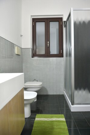 Premium bedding, desk, cots/infant beds, free WiFi - Residenza del Turista B&B (Catania)
