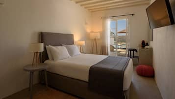 Standard Room, Pool Access, Sea View | Premium bedding, minibar, in-room safe, individually decorated