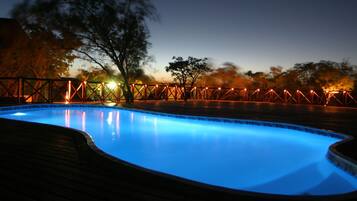 7 piscinas externas
