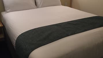 Ropa de cama de alta calidad y escritorio 