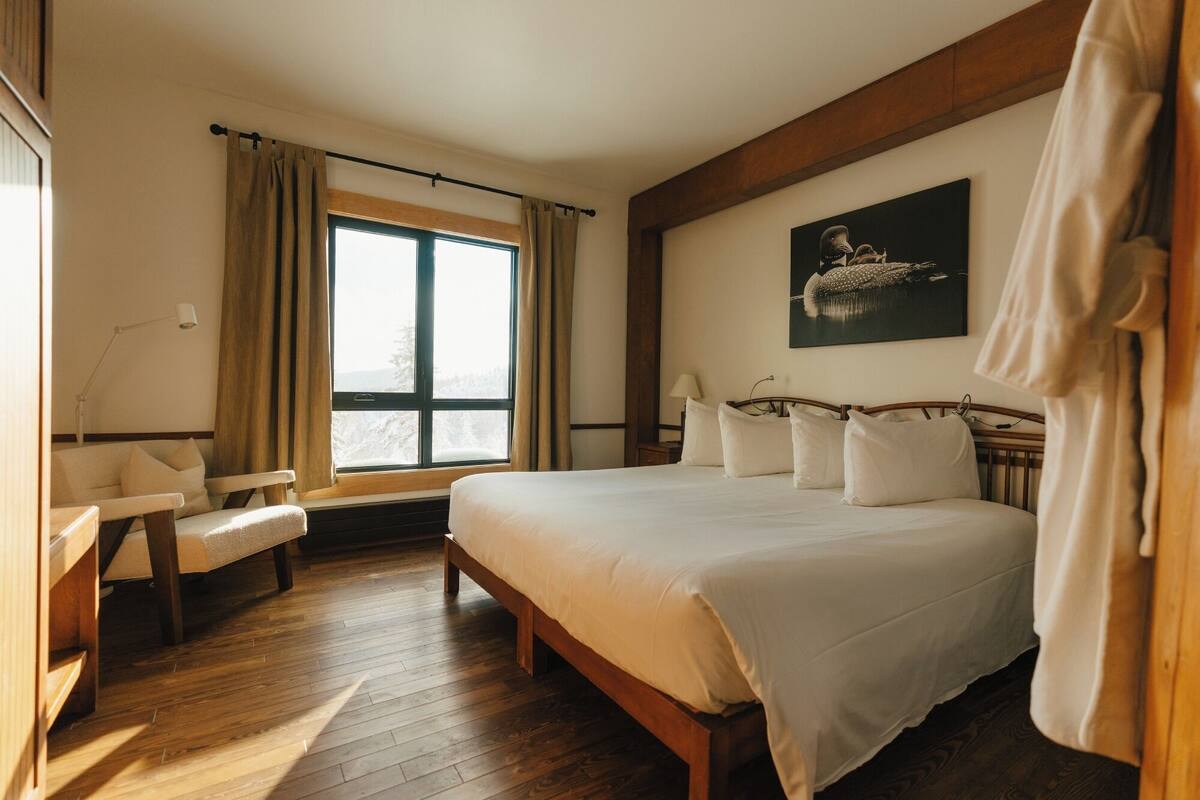 Chambre Signature, 1 très grand lit, vue montagne