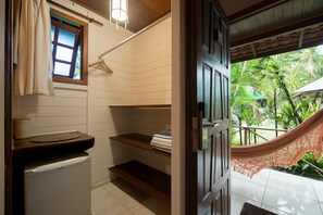 Superior Suite Double | Frigobar, cofres nos quartos, individualmente mobiliados