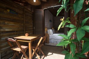 Standard Twin Room | Courtyard view - Pousada Treze Luas (Paranaguá)