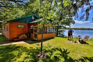 Cabane, 3 chambres, vue lac (Cabin #1) | Extérieur