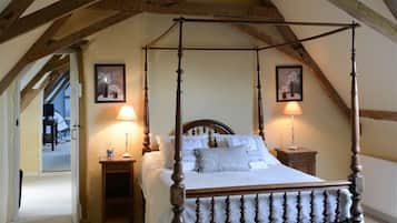 Triple Room, Private Bathroom, Garden View (Room 19)