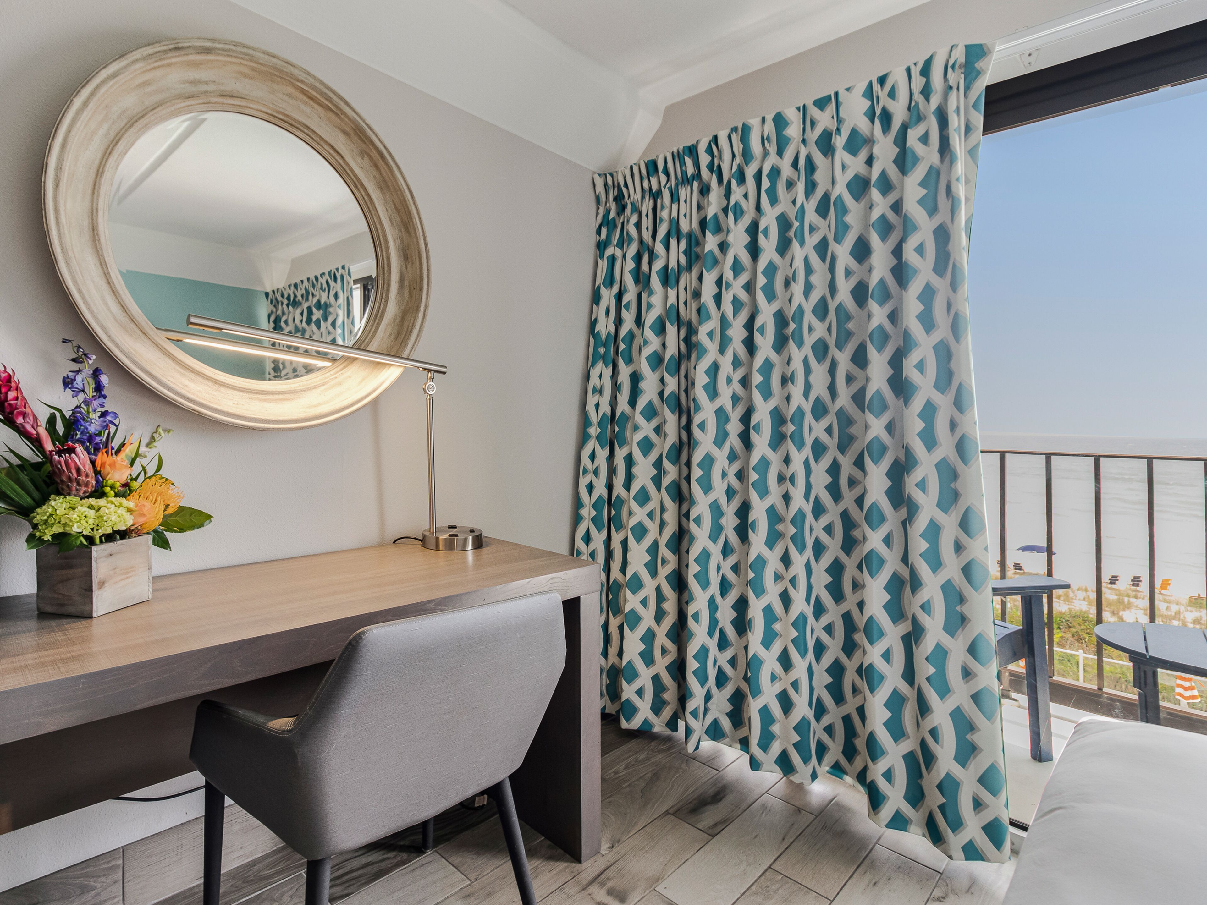 in-room safe, laptop workspace, iron/ironing board, free wifi