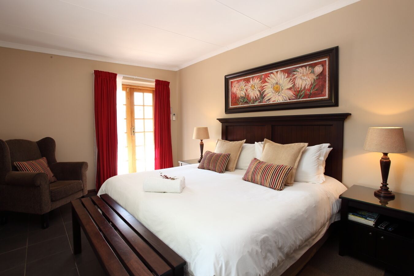 Luxury Double Room | Hypo-allergenic bedding, individually decorated, individually furnished