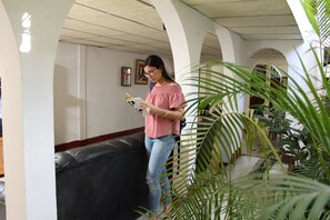 Standard-huone (Double with Shared Bathroom) | Oleskelualue