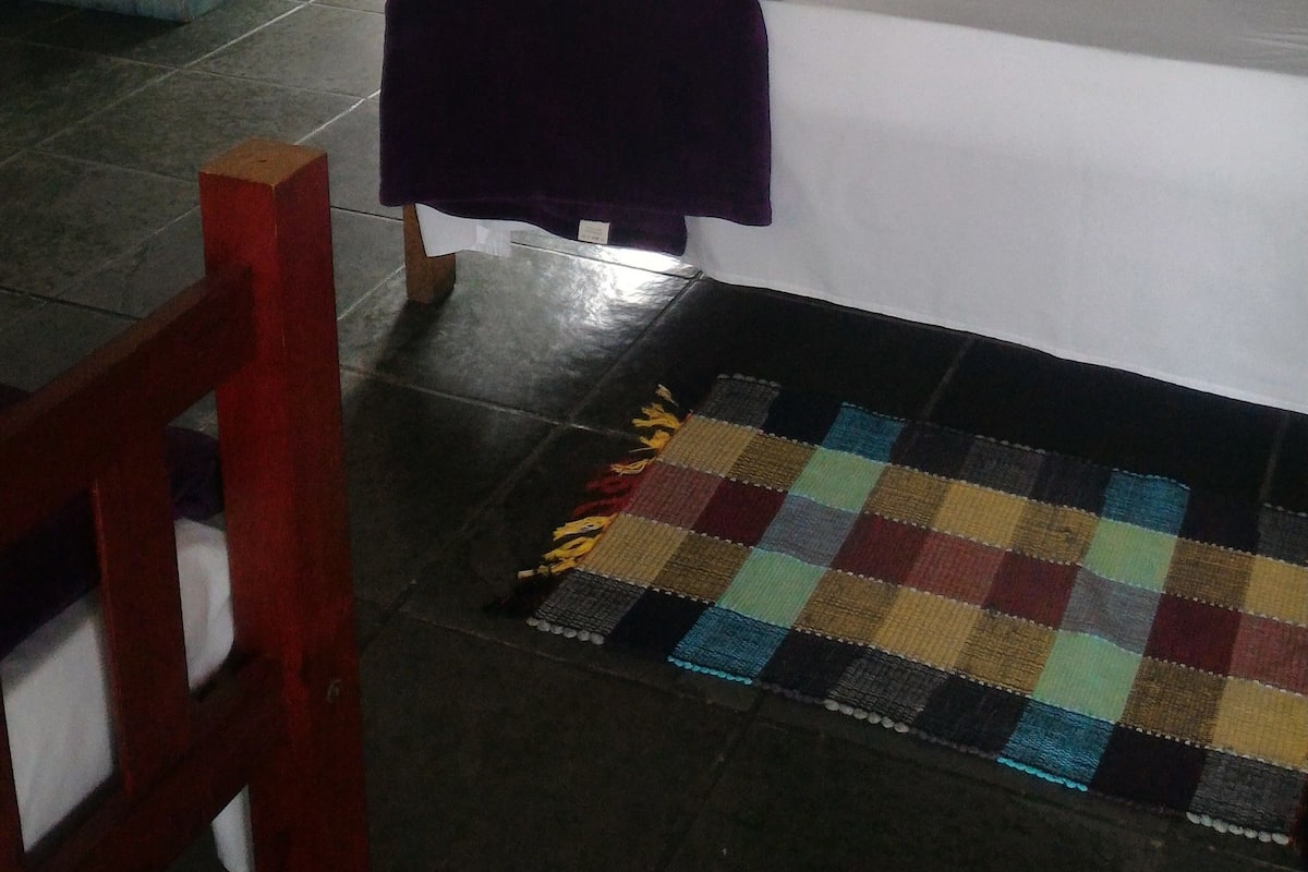 Habitación triple estándar | Tabla de planchar con plancha y wifi gratis