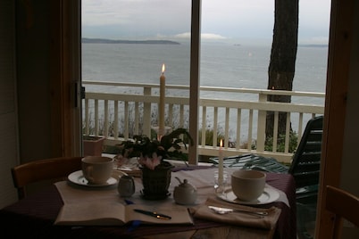 Skiff Point Guest House