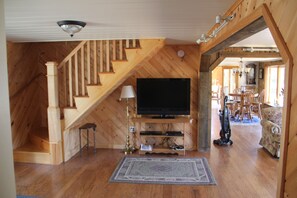 Heaven's Best Vacation Home | Living area | Flat-screen TV, fireplace, DVD player - Heaven's Best (Milan)