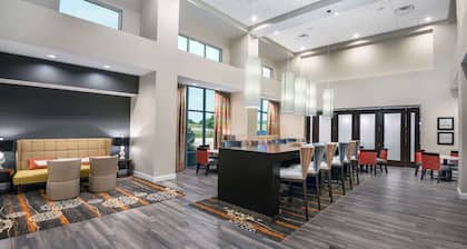 Hampton Inn & Suites San Antonio Brooks City Base