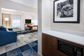 Minibar - Hampton Inn & Suites San Antonio Brooks City Base (San Antonio)