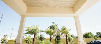 Palace Inn 290 & Jones Rd