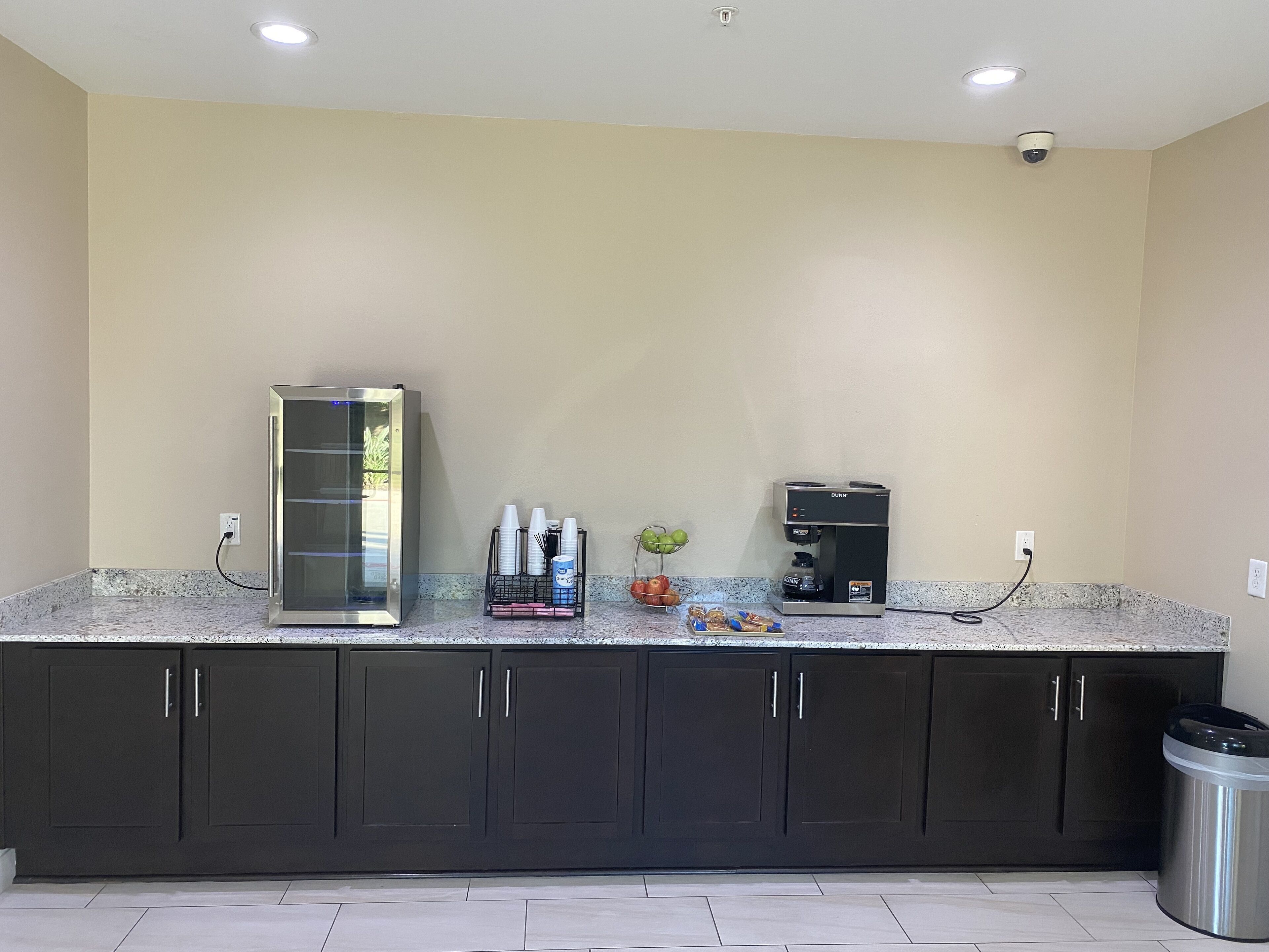 包含每日外带式早餐