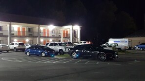 Front of property - evening/night - Econo Lodge Forrest City I-40 (Forrest City)