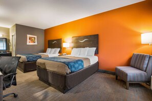 Desk, soundproofing, free WiFi, bed sheets - Econo Lodge Forrest City I-40 (Forrest City)