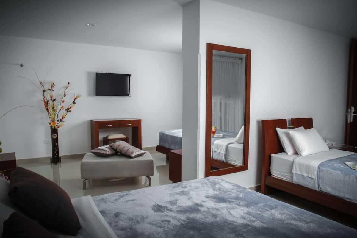 Family Room | 1 bedroom, minibar, desk, iron/ironing board