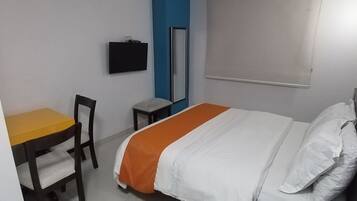 Habitación estándar | Minibar, escritorio y wifi gratis