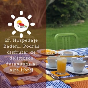 Desayuno completo incluido todos los días