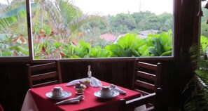 Dining - Hotel Belvedere (Sámara)