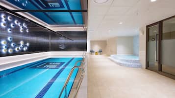 Piscine couverte