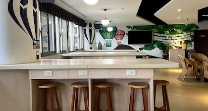 Heybear Capsule Hotel