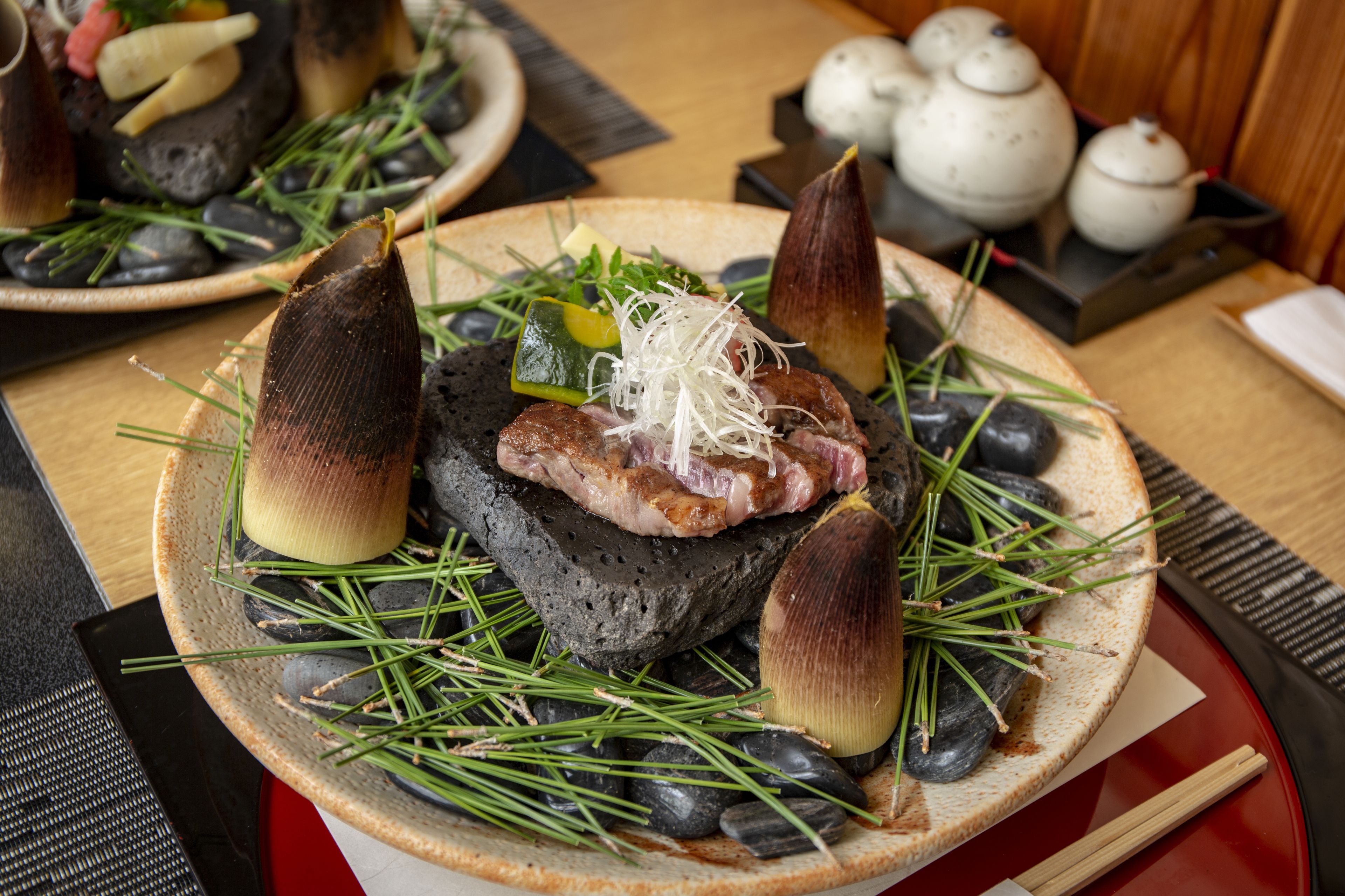 2 restaurants, dinner served, french cuisine