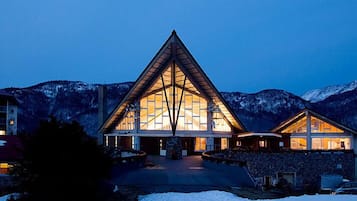 Front of property – evening/night