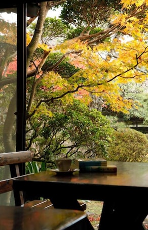 Japanese Room with Shared Bathroom (3rd Floor) | Premium bedding, in-room safe, desk, free WiFi. Sozankyo