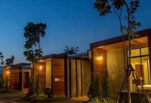 Exterior - The Infinite Resort Nakhon Sawan (Nakhon Sawan)