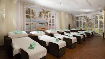Body treatments, hot stone massages, 4 treatment rooms