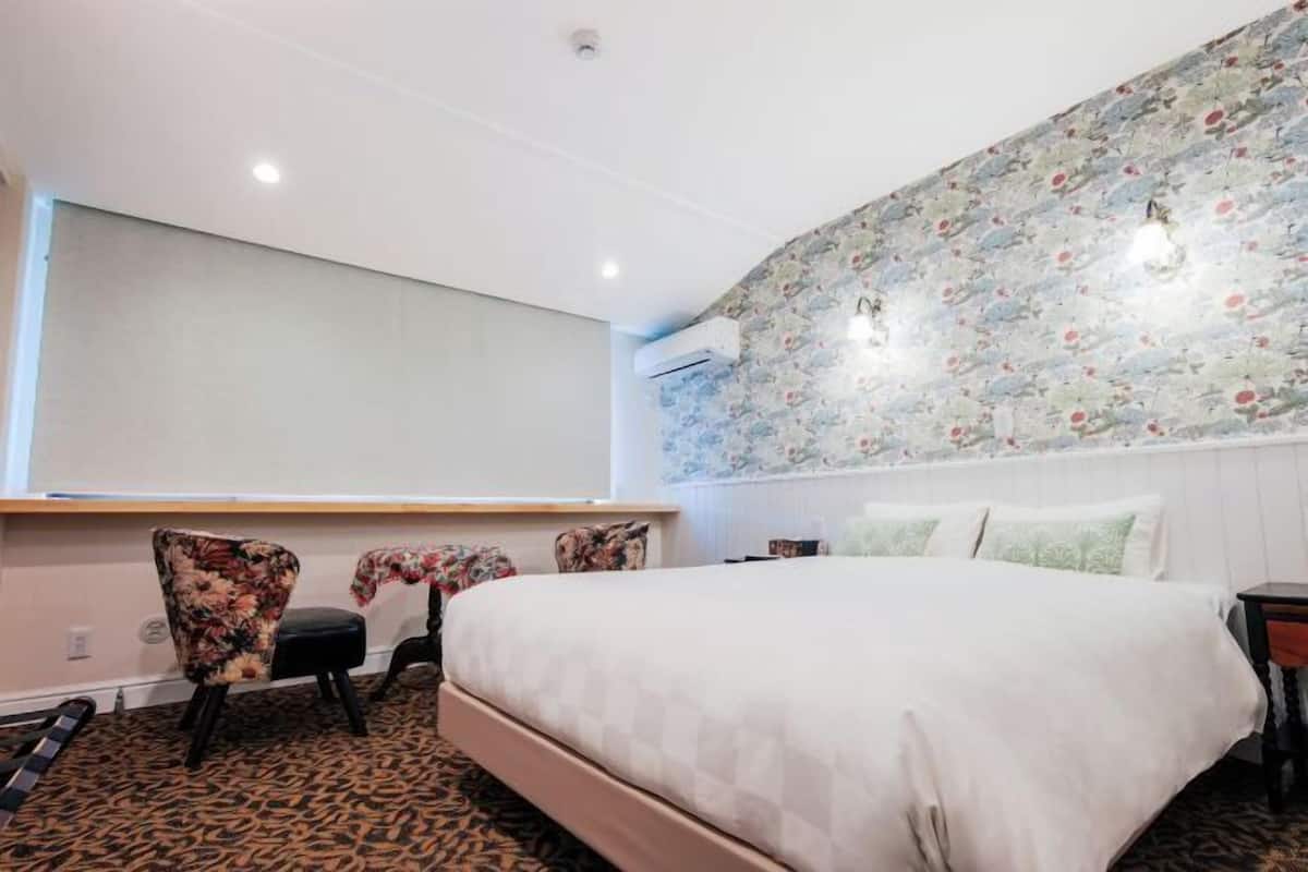 1 bedroom, individually decorated, individually furnished, free WiFi