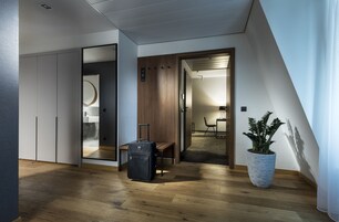 Premium bedding, minibar, desk, laptop workspace